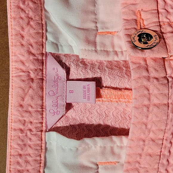 Lilly Pulitzer salmon zig zag shorts, size 8 - Picture 5 of 5